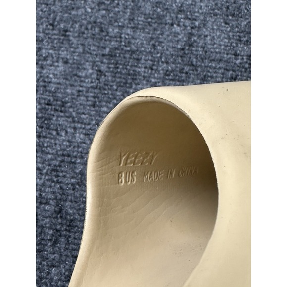 Mens Unisex Flip flops Adidas Yeezy Slide, Size US 8 - Picture 5 of 5